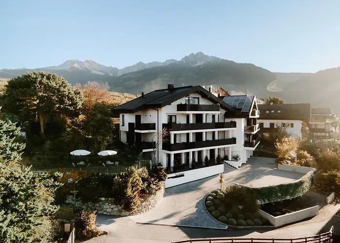 Stricker Aparthotel Tirolo